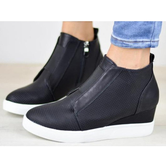 Tangnest Women Platform Ankle Boots Comfortable Sneakers Wedges Slip On Creepers Flats Shoes Woman Booties Size 35-43 XWX6986